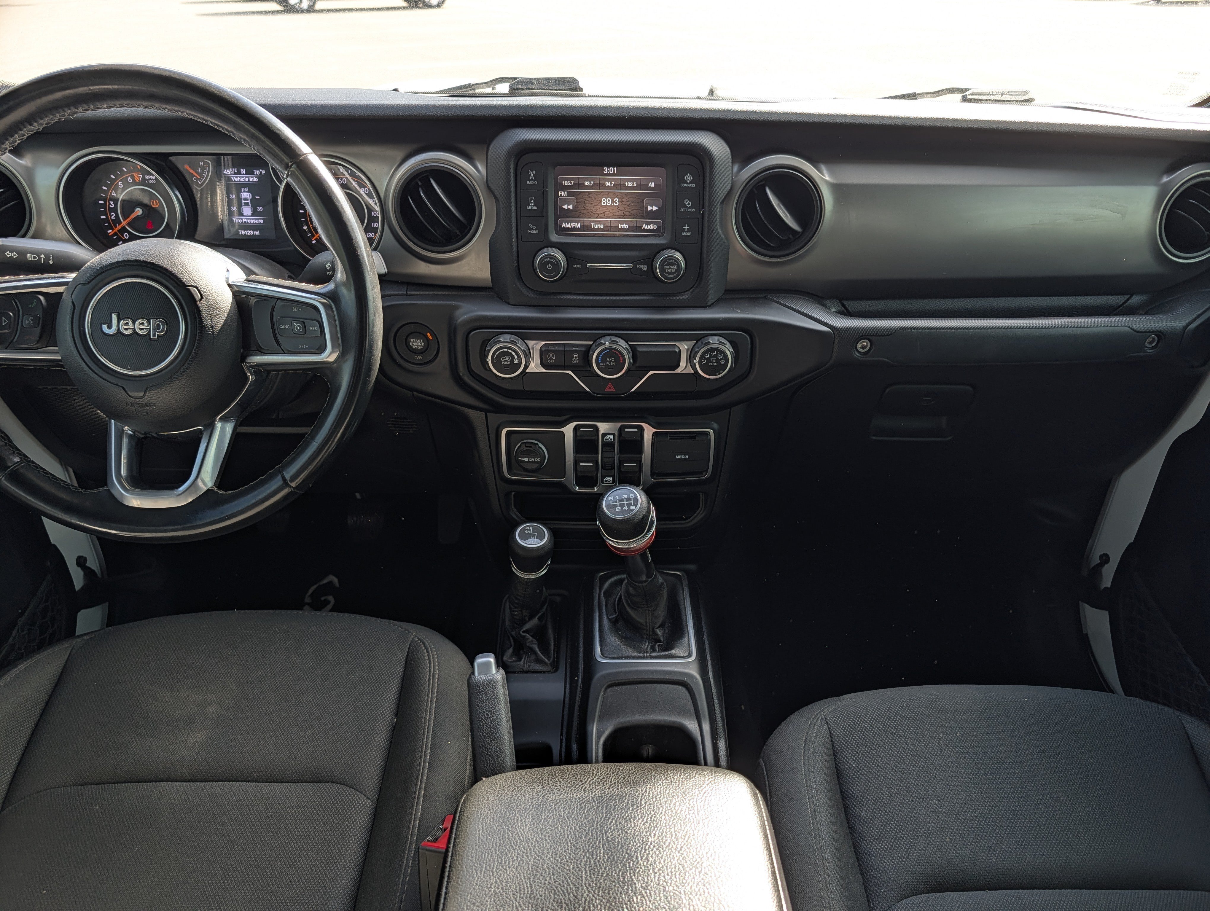 Used 2020 Jeep Gladiator Sport w/ Quick Order Package 23S AWD/4WD image 13