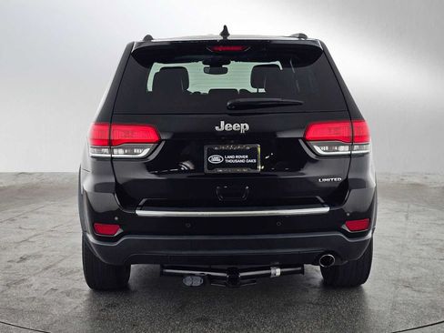 Used 2017 Jeep Grand Cherokee Limited w/ Luxury Group II RWD image 4