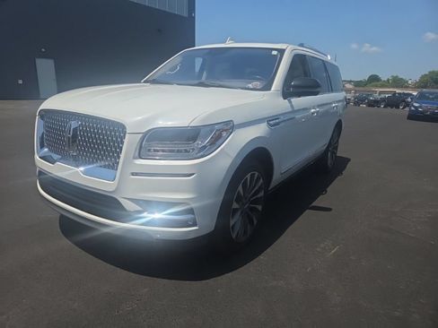 Used 2020 Lincoln Navigator Reserve w/ Luxury Package AWD/4WD image 3