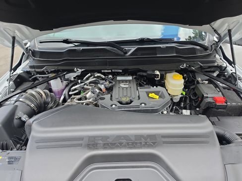 New 2026 RAM 3500 Tradesman AWD/4WD image 37