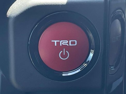 Used 2025 Toyota Tacoma TRD Pro w/ Tow Tech Package AWD/4WD image 27