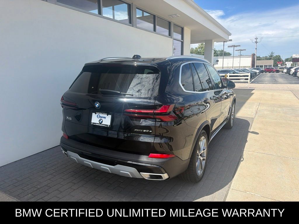 Used 2025 BMW X5 xDrive50e w/ Premium Package AWD/4WD image 5
