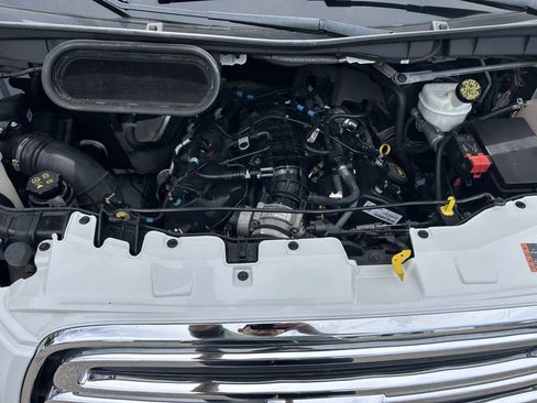 Used 2015 Ford Transit 150 XLT RWD image 29