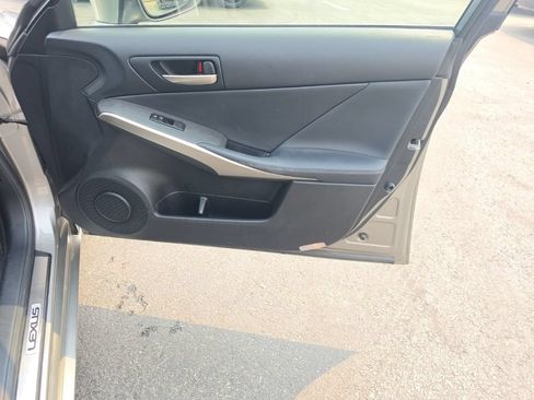 Used 2019 Lexus IS 300 F Sport AWD/4WD image 33