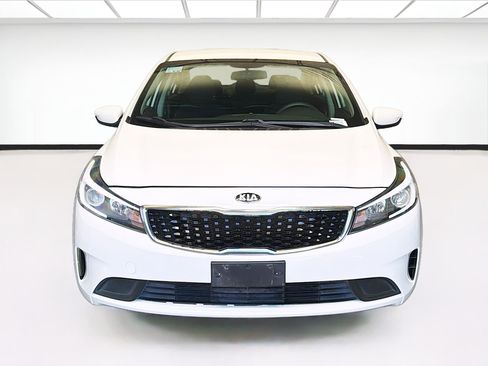 Used 2018 Kia Forte LX FWD image 2