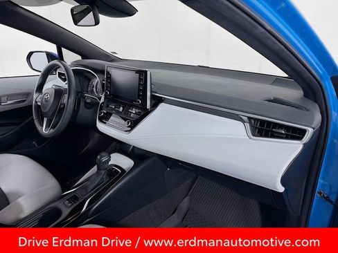 Used 2021 Toyota Corolla SE image 25