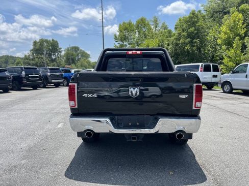 Used 2016 RAM 1500 Laramie w/ Convenience Group AWD/4WD image 7