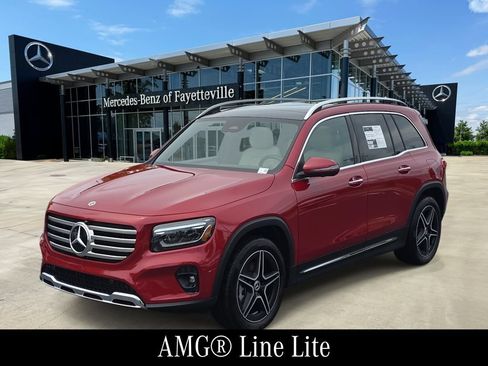 Used 2026 Mercedes-Benz GLB 250 image 1