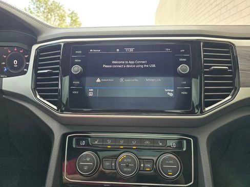Used 2022 Volkswagen Atlas Cross Sport SE w/ Panoramic Sunroof Package AWD/4WD image 42