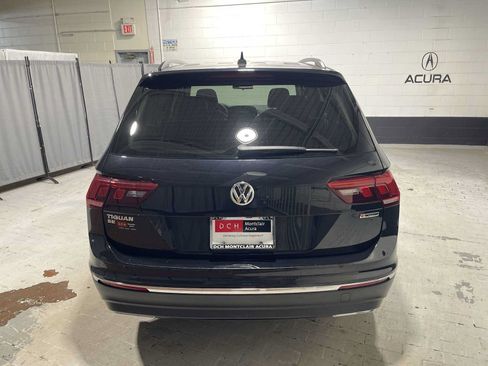 Used 2020 Volkswagen Tiguan SE w/ Panoramic Sunroof Package AWD/4WD image 5