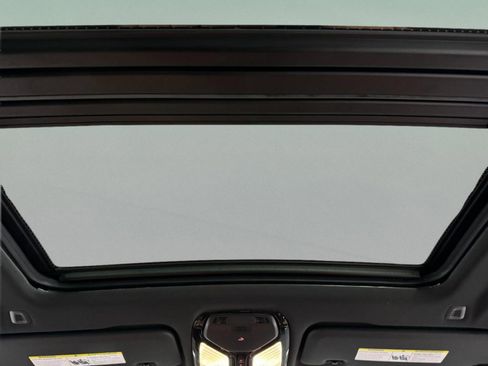 New 2026 BMW X5 xDrive40i w/ Executive Package image 12