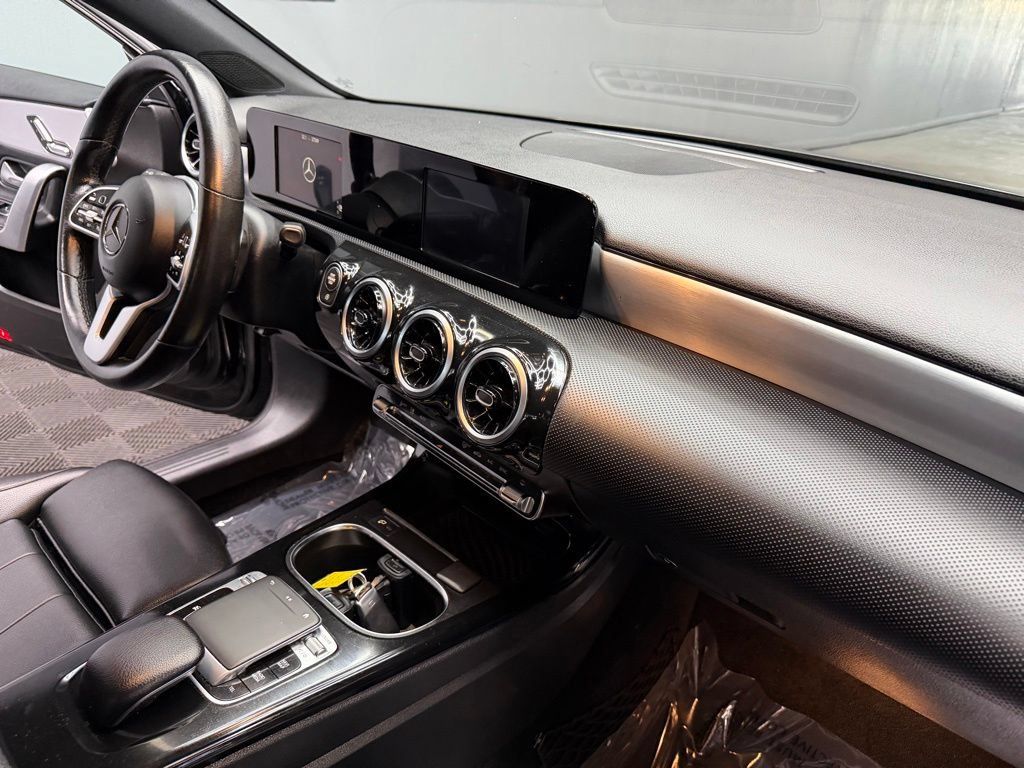 Used 2019 Mercedes-Benz A 220 image 51
