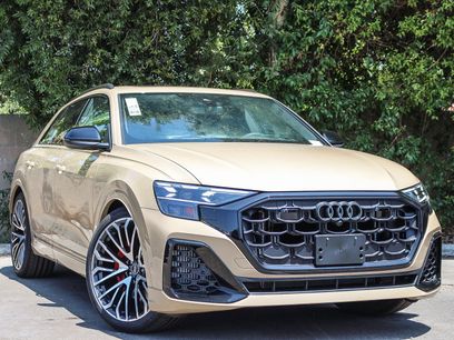 New 2025 Audi SQ8 Prestige