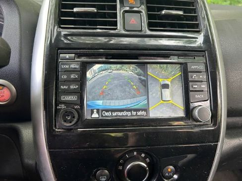 Used 2015 Nissan Versa Note FWD image 16