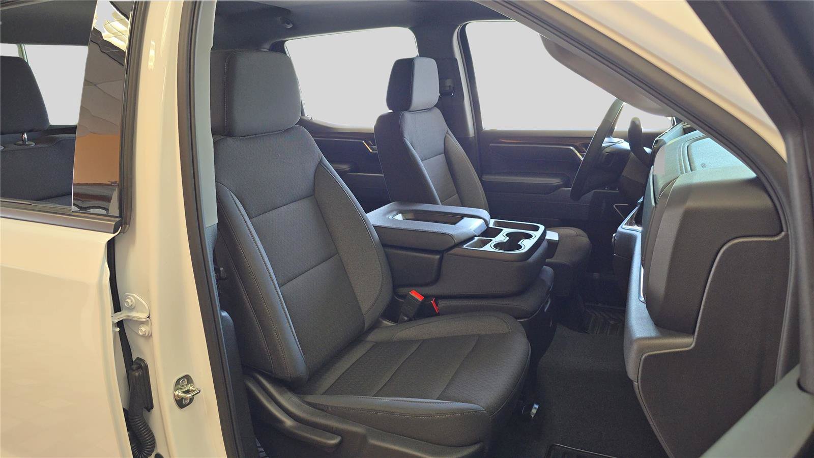 Used 2025 GMC Sierra 1500 Elevation AWD/4WD image 12