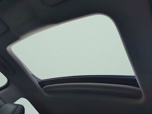 Used 2015 Acura RLX w/ Technology Package image 18