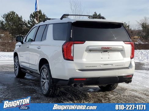 Used 2021 GMC Yukon Denali w/ Denali Ultimate Package image 3