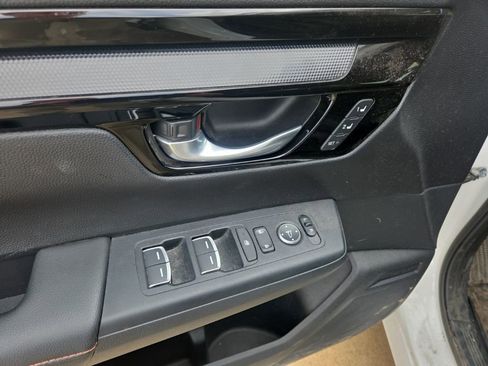 Used 2025 Honda CR-V Sport Touring image 16