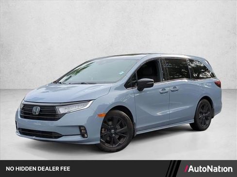 Used 2024 Honda Odyssey Sport image 1