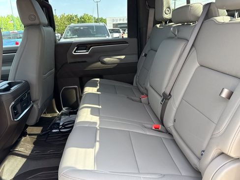 New 2026 GMC Sierra 2500 SLT w/ SLT Premium Package AWD/4WD image 5