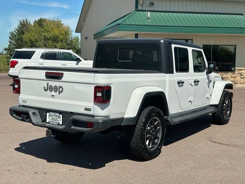 Used 2020 Jeep Gladiator Overland AWD/4WD image 6