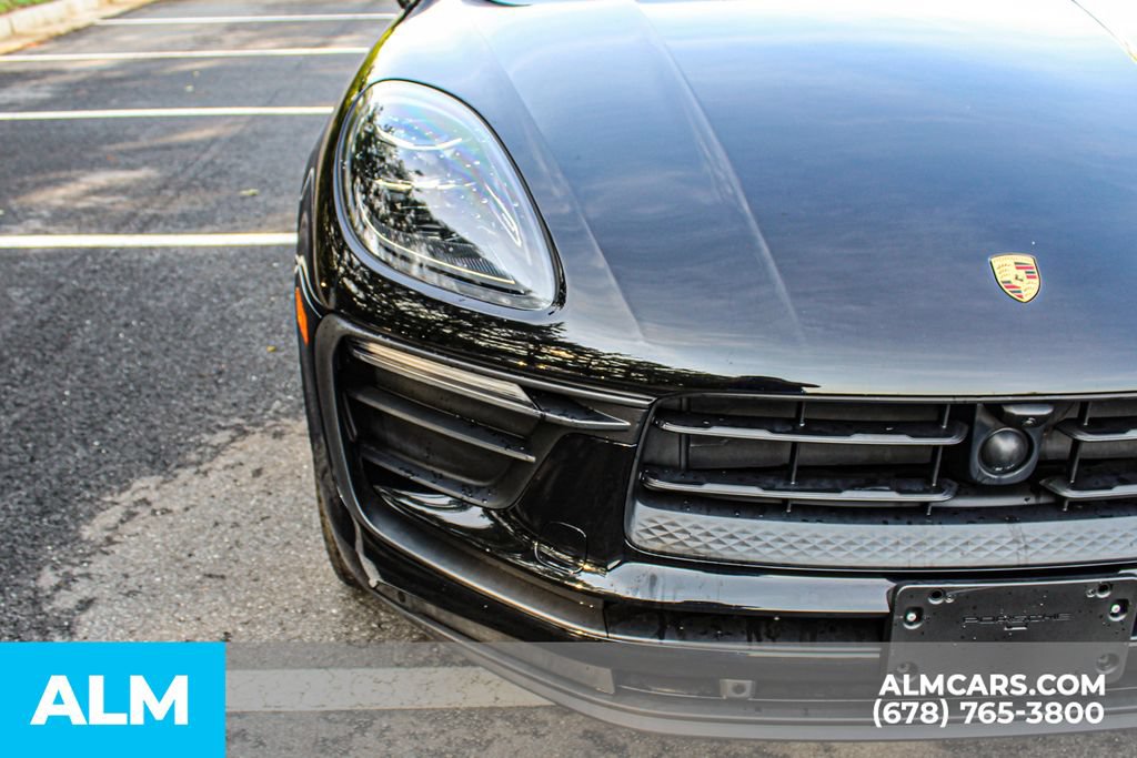 Used 2024 Porsche Macan AWD/4WD image 11