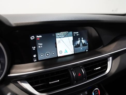 Used 2021 Alfa Romeo Stelvio Ti w/ Nero Edizione image 45