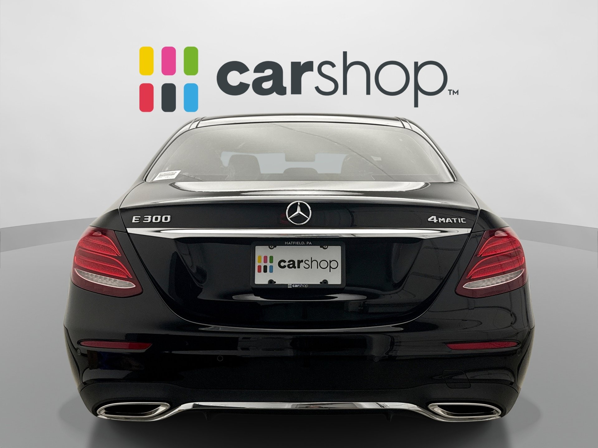 Used 2017 Mercedes-Benz E 300 4MATIC image 4