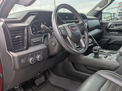 Used 2023 GMC Sierra 1500 AT4X image 9
