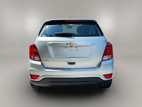 Used 2017 Chevrolet Trax LS FWD image 10