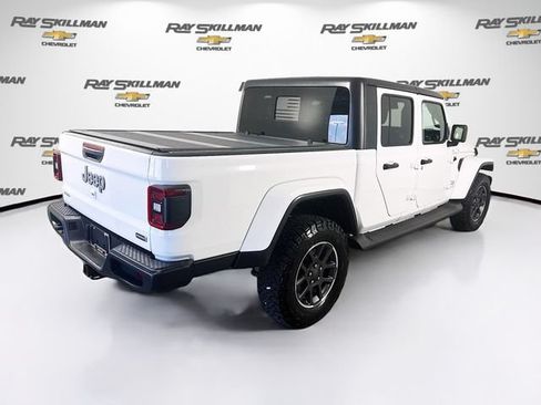 Used 2020 Jeep Gladiator Overland AWD/4WD image 7
