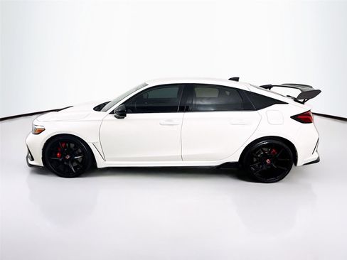 Used 2025 Honda Civic Type R image 4