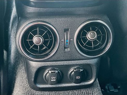 Used 2022 Kia Stinger GT-Line w/ Sun & Sound Package AWD/4WD image 27