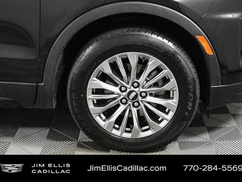 Certified 2025 Cadillac XT4 Premium Luxury image 37