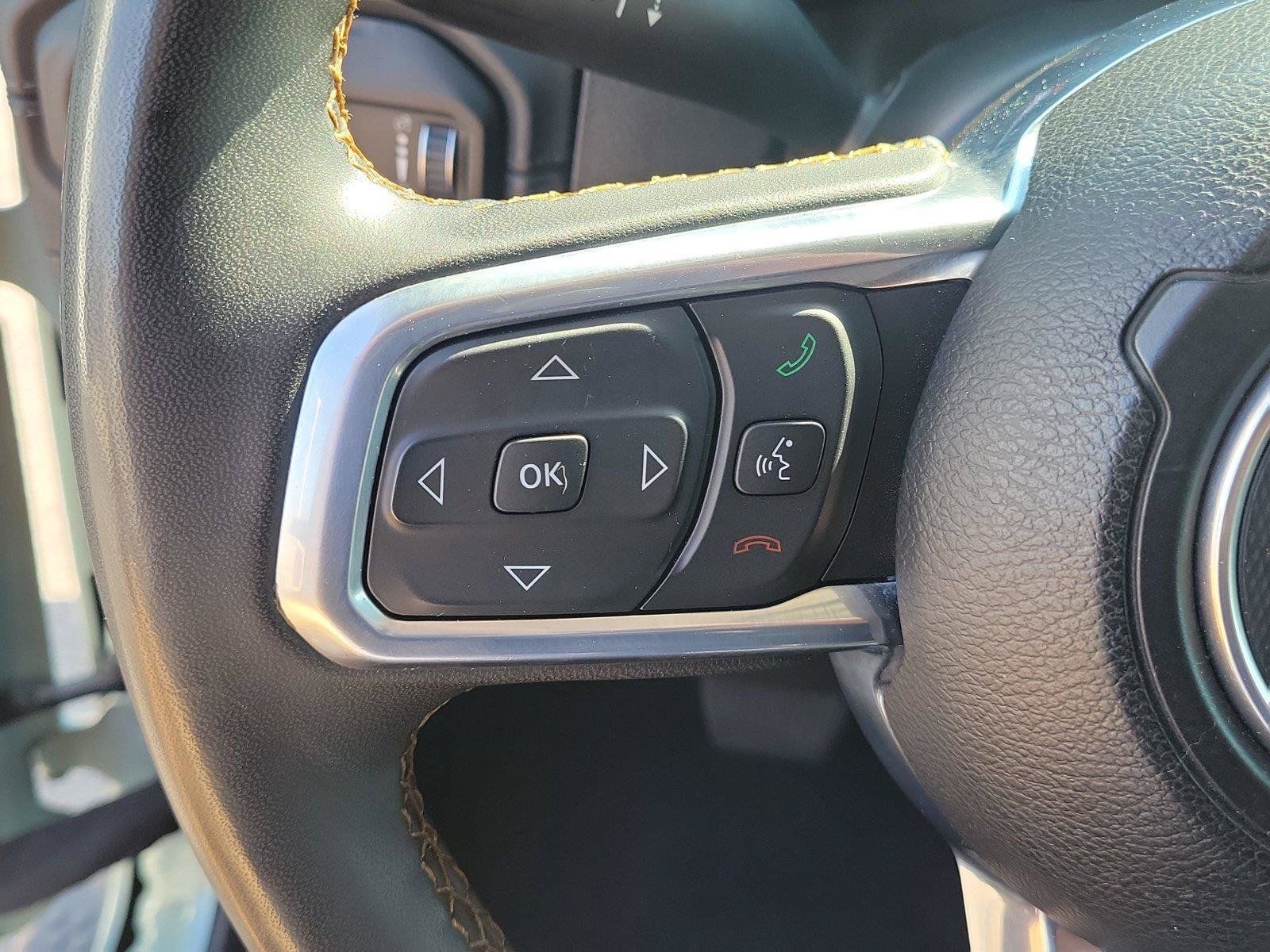 Used 2024 Jeep Wrangler Unlimited Sahara AWD/4WD image 23