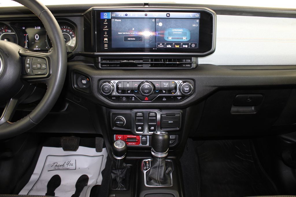 Used 2024 Jeep Wrangler Sport AWD/4WD image 13