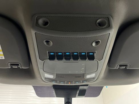 Used 2022 Ford F250 XL w/ Power Equipment Group image 19