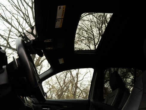 Certified 2022 Honda Ridgeline Black Edition image 37