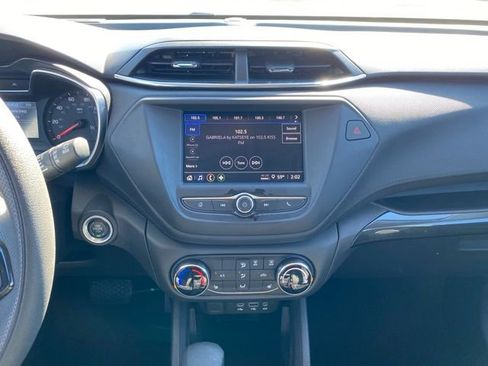 Used 2023 Chevrolet TrailBlazer LT image 11