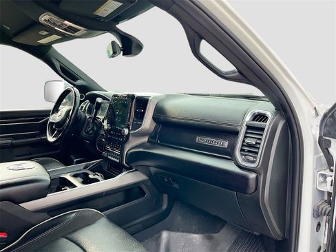 Used 2022 RAM 3500 Laramie image 27