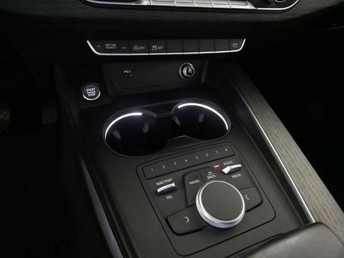 Used 2018 Audi A4 2.0T Premium w/ Convenience Package AWD/4WD image 29