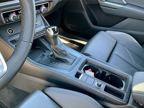 Used 2025 Audi Q3 2.0T Premium w/ Convenience Package image 14