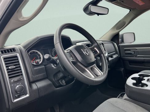 Used 2023 RAM 1500 Classic SLT image 12