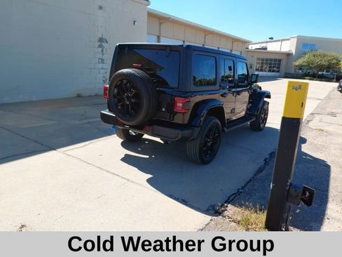 Used 2023 Jeep Wrangler Unlimited Sahara w/ Cold Weather Group AWD/4WD image 4