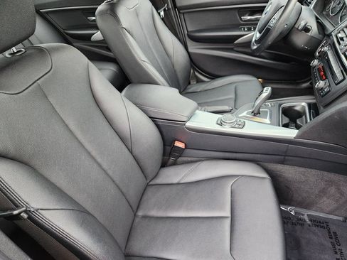 Used 2015 BMW 328i xDrive Sedan AWD/4WD image 5