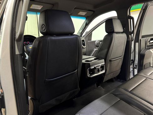 Used 2023 Chevrolet Silverado 3500 LTZ w/ LTZ Convenience Package image 16