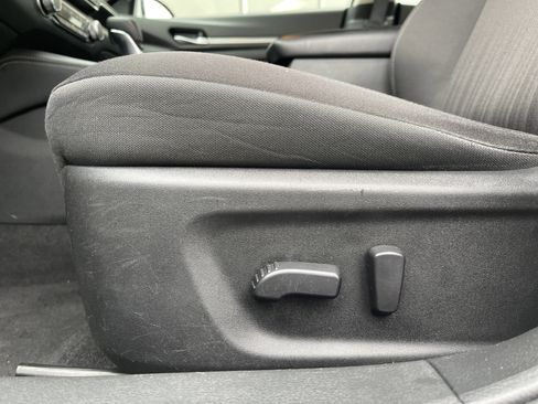 Used 2023 Nissan Altima 2.5 SV image 16