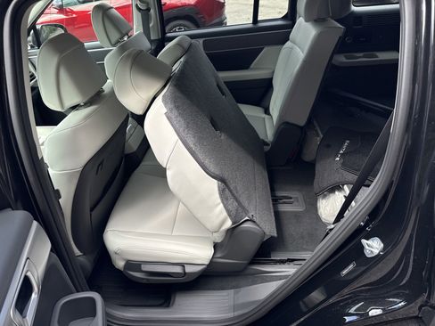 New 2026 Hyundai Santa Fe SEL image 13