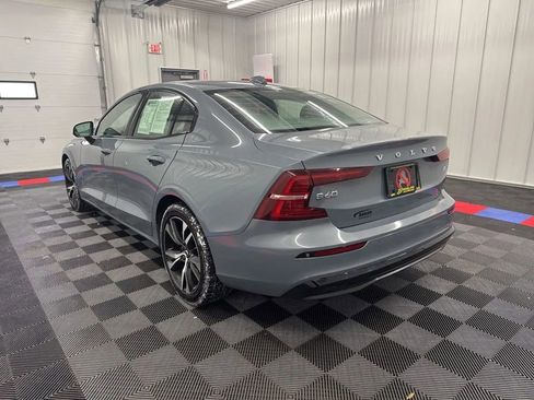 Used 2024 Volvo S60 B5 Core image 4