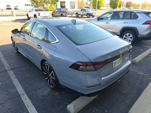 Used 2024 Honda Accord Touring image 5